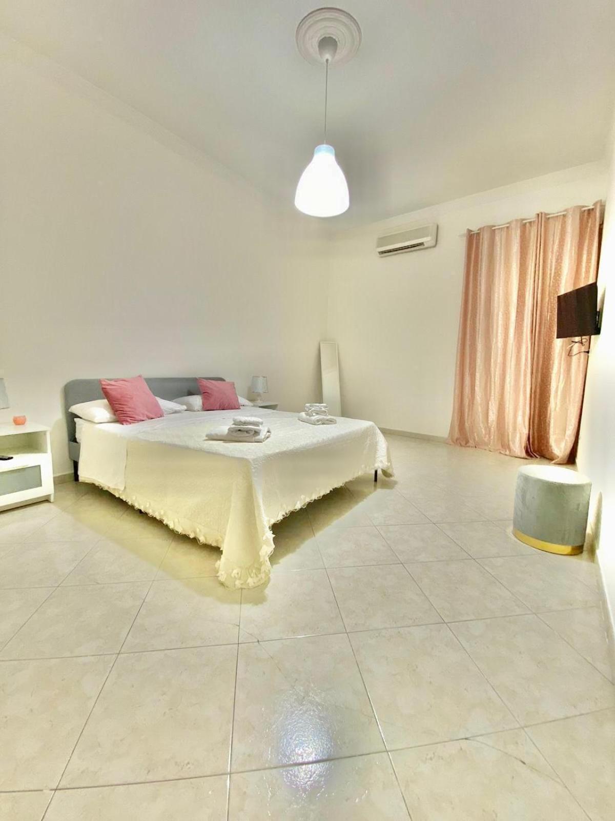 Appartement La Dimora Di Ciro Napels